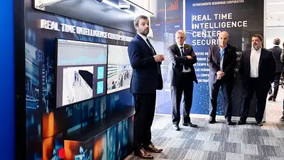 YPF inauguró su nuevo centro de seguridad con inteligencia artificial y monitoreo de más de 520 instalaciones YPF inauguró su nuevo centro de seguridad con inteligencia artificial y monitoreo de más de 520 instalaciones