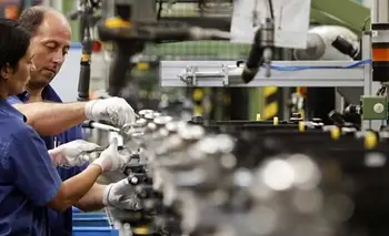 Industriales de Rosario advirtieron por una "crisis terminal" por el modelo de Milei | Día de la industria