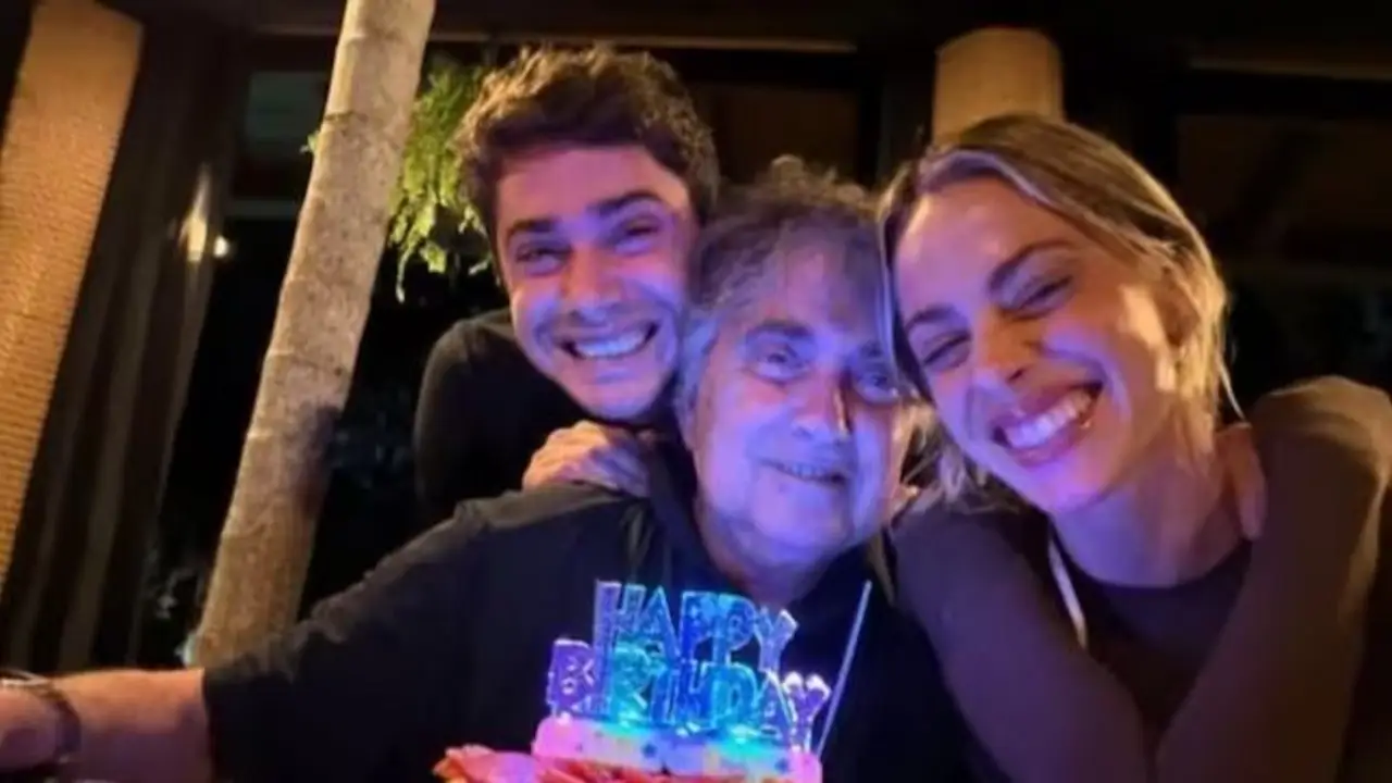 Tini Stoessel y su familia