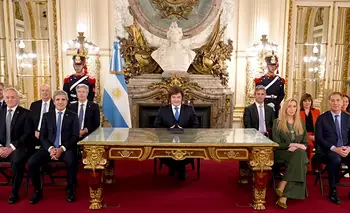 Todo el Gabinete, Villarruel out  y mensaje grabado: así será la cadena nacional de Milei | Javier milei 