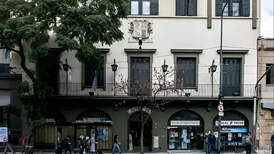 Centro Laurak Bat. Centro Laurak Bat.