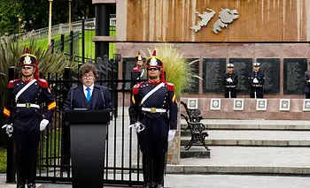 Milei usa a Malvinas para tapar la crisis y empeora la relación con China | Javier milei presidente