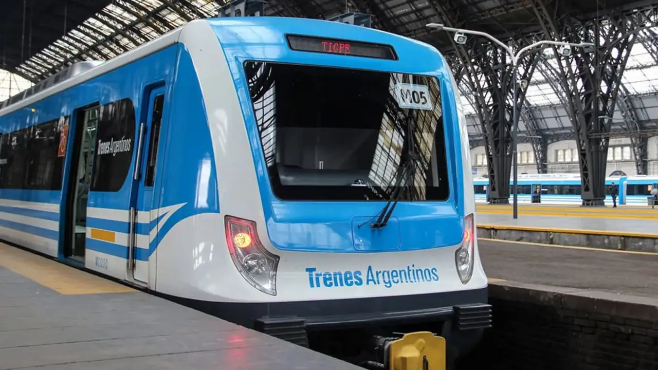 Tren Mitre con nuevos horarios de circulación: a qué hora sale la última formación este fin de semana
