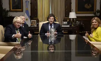 Boris Johnson dijo que Milei admira a Thatcher y pidió enviar refuerzos a Malvinas | Islas malvinas
