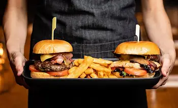 Cuánto gana un empleado de comida rápida | Salarios