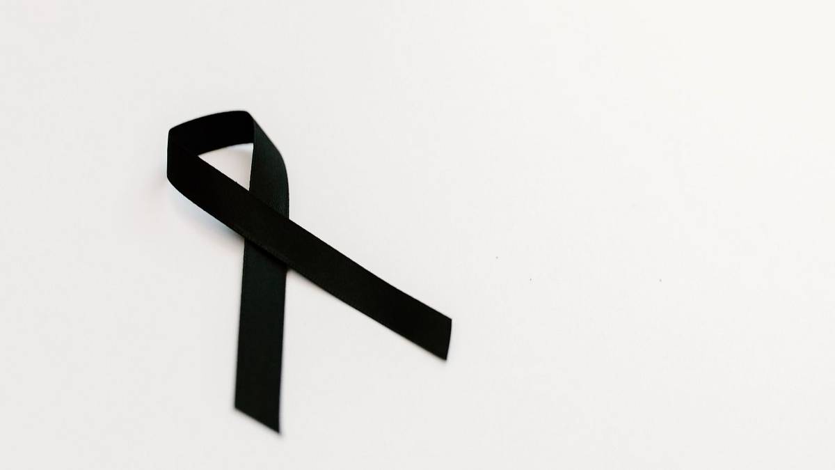 Estaba en terapia intensiva: murió un famoso periodista que marcó una era