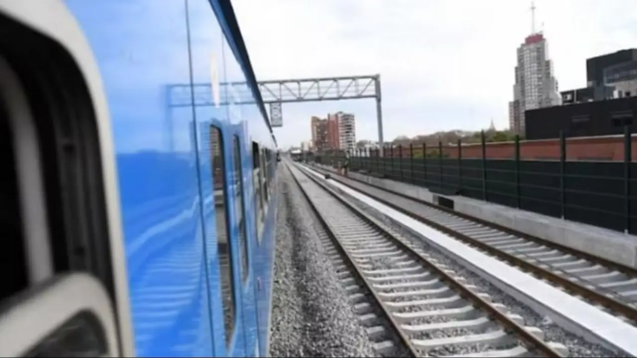 Atención pasajeros: los nuevos trenes que conectan CABA y el Conurbano para viajar más rápido