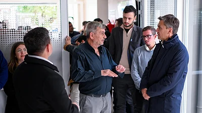 Crisis sanitaria en Chaco: el colapso del sector privado y el ajuste en el INSSSEP acorralan a Zdero Crisis sanitaria en Chaco: el colapso del sector privado y el ajuste en el INSSSEP acorralan a Zdero