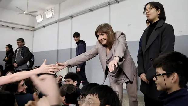 Bullrich sale a contener el desencanto joven mientras marca diferencias con la Rosada | Elecciones 2027