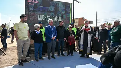 Insólito: un intendente de Poggi gastó más de $70 millones en renovar una plaza inaugurada hace apenas tres años Insólito: un intendente de Poggi gastó más de $70 millones en renovar una plaza inaugurada hace apenas tres años