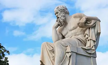 Sócrates: "Las mentes brillantes discuten ideas." | Frases