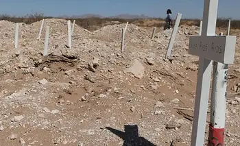 México: inhumaron 117 restos de cuerpos humanos encontrados en una fosa común | México