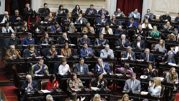 DNU 70/23: a la oposición aún le faltan 14 diputados para el quórum | Ley de tierras