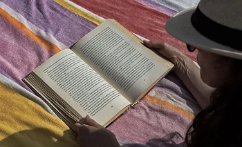 Historias breves, mundos enormes: tres libros de cuentos argentinos imperdibles | Libros
