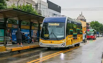 Una línea de colectivo de CABA cambia su recorrido por el Trambús | Transporte público