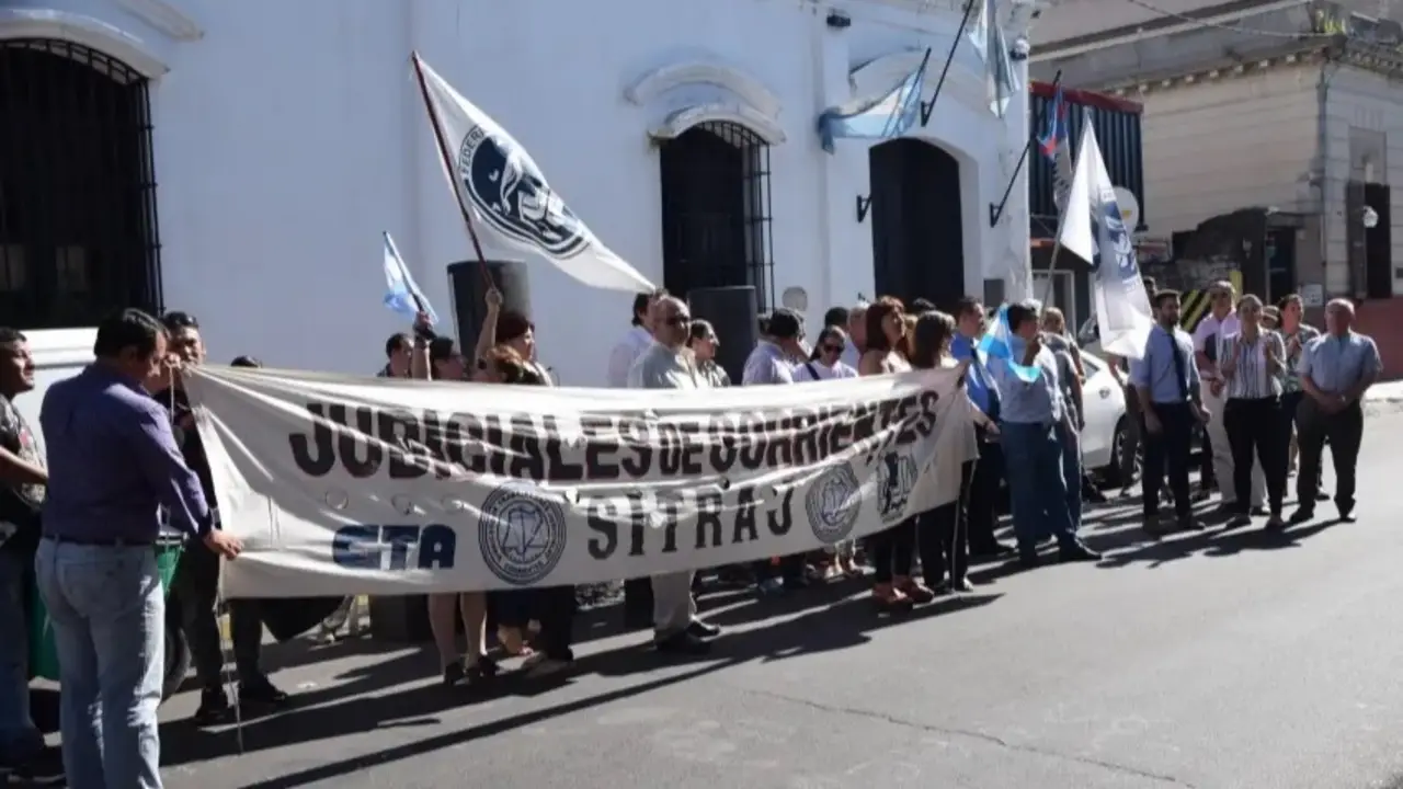 Judiciales de Corrientes denunciaron casos de violencia laboral y elevaron reclamos salariales