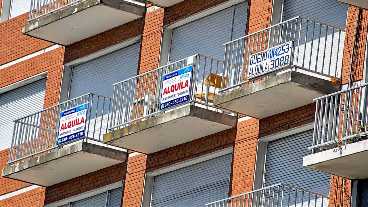 Crisis habitacional que golpea a Santa Cruz: miles de jóvenes no logran independizarse de sus padres