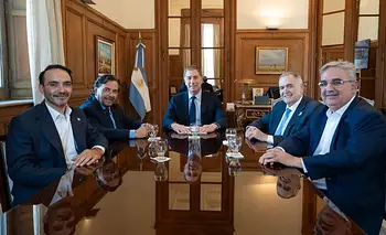 Los gobernadores dialoguistas llevaron a Santilli sus quejas por la falta de reciprocidad | Gobernadores