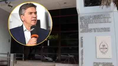 Un diputado denunció que Zdero busca aumentarle el sueldo a los jueces para obtener blindaje judicial Un diputado denunció que Zdero busca aumentarle el sueldo a los jueces para obtener blindaje judicial