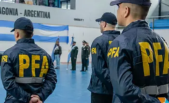 Cuánto cobra la Policía, Gendarmería y Prefectura | Salarios