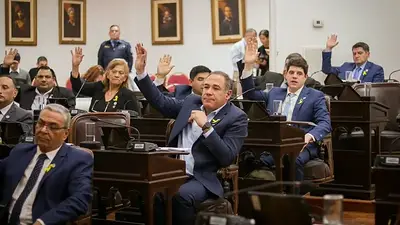 Más seguridad: La Rioja aprobó una nueva ley con cambios en la Policía, el Servicio Penitenciario y los controles Más seguridad: La Rioja aprobó una nueva ley con cambios en la Policía, el Servicio Penitenciario y los controles