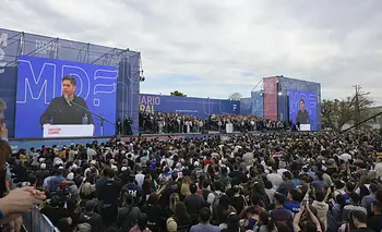 Axel Kicillof: "Las nuevas canciones se componen de abajo hacia arriba" | Provincia de buenos aires