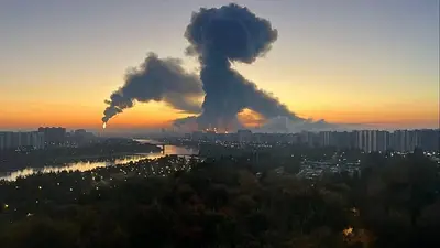 Ucrania lanzó un masivo ataque sobre Rusia: 4 muertos y una refinería en llamas Ucrania lanzó un masivo ataque sobre Rusia: 4 muertos y una refinería en llamas