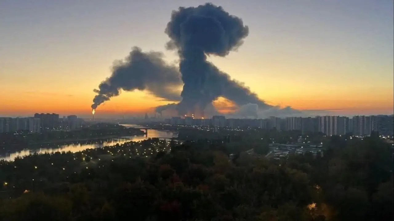Ucrania lanzó un masivo ataque sobre Rusia: 4 muertos y una refinería en llamas
