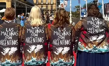 Dolores Fonzi y Mercedes Morán llevaron el reclamo de Malvinas al San Sebastián | Islas malvinas