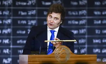 Milei empieza a recuperar a los propios tras la crisis de Adorni: los dos datos clave | Encuesta