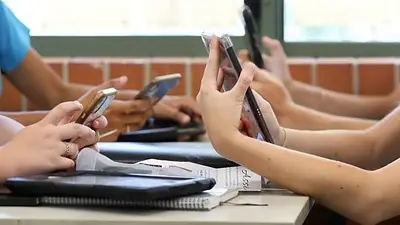 Por qué prohibieron los celulares en las escuelas de México Por qué prohibieron los celulares en las escuelas de México