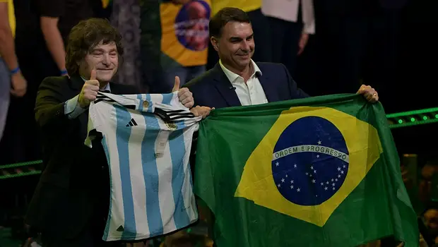 La sociedad caníbal, entre el progresismo y la extrema derecha | Argentina brasil