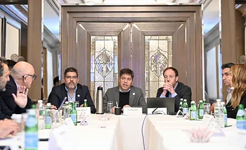 Kicillof con empresarios: críticas a Milei y señales de confiabilidad a inversores | Axel kicillof 