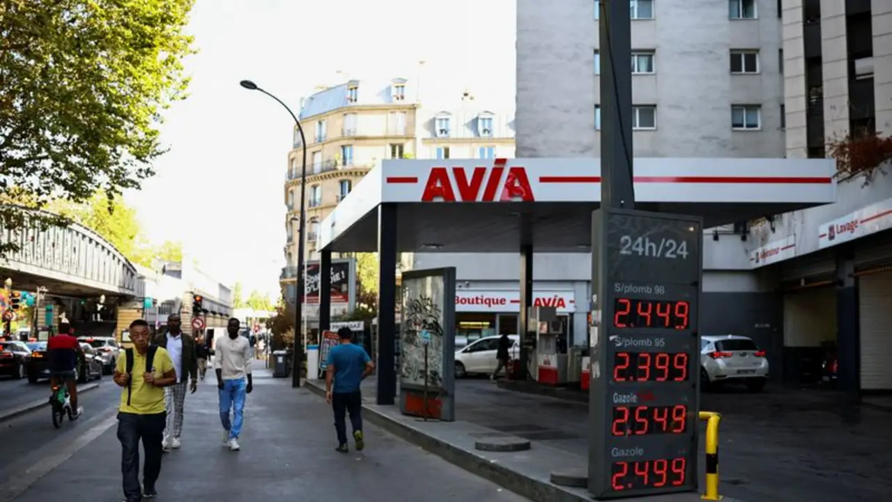 El petróleo busca un piso, pero la amenaza de Trump con el diésel alarma a Europa