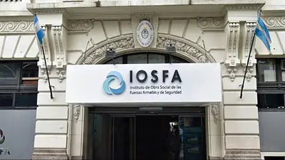 ATE ocupó el edificio de la obra social de las Fuerzas Armadas: denuncian 600 despidos ATE ocupó el edificio de la obra social de las Fuerzas Armadas: denuncian 600 despidos