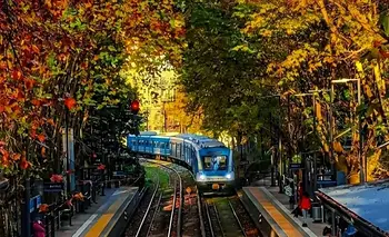 Jazz al aire libre en una vieja estación de tren y con entrada gratuita | Planes para el fin de semana