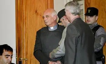 Cura condenado por torturar y matar pidió ver al Papa en Devoto: "Un bálsamo" | Visita papal