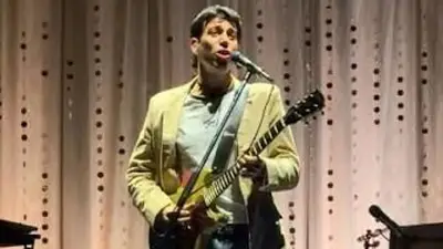 Conociendo Rusia por Mateo Sujatovich: una noche a solas en el Gran Rex. Conociendo Rusia por Mateo Sujatovich: una noche a solas en el Gran Rex.