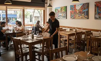 Un anuncio clave para hoteles, restaurantes y librerías de CABA: no pagarán ABL en 2027 | Turismo