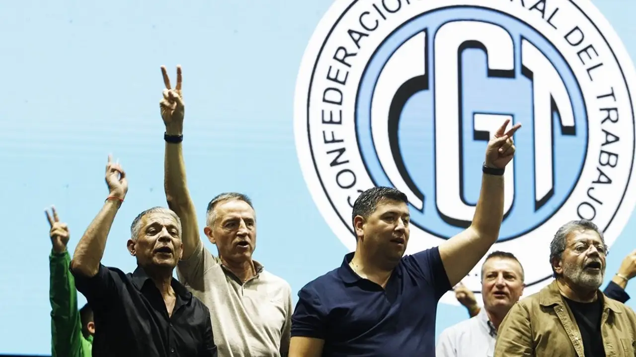 La CGT se reúne en plena crisis y Pablo Moyano pidió un paro general