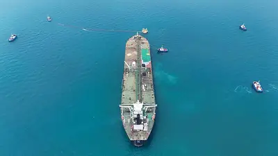 Petróleo se estabiliza mientras inversores se centran en la oferta en Medio Oriente Petróleo se estabiliza mientras inversores se centran en la oferta en Medio Oriente
