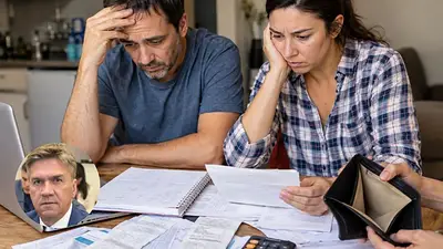 Chaco: el oficialismo de Zdero frenó la ley de alivio financiero para familias endeudadas y los proyectos volvieron a comisión Chaco: el oficialismo de Zdero frenó la ley de alivio financiero para familias endeudadas y los proyectos volvieron a comisión