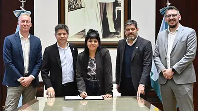 Kicillof desembolsa fondos en los municipios a través de Provincia Leasing Kicillof desembolsa fondos en los municipios a través de Provincia Leasing