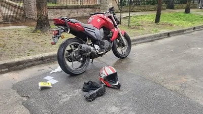 Un custodio de Monteoliva resultó herido tras tirotearse con dos presuntos ladrones en moto Un custodio de Monteoliva resultó herido tras tirotearse con dos presuntos ladrones en moto