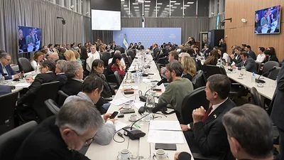 Con expositores de la oposición, Diputados retoma el debate del proyecto de Malvinas Con expositores de la oposición, Diputados retoma el debate del proyecto de Malvinas