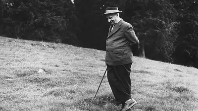 Martin Heidegger Martin Heidegger