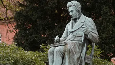 Estatua de Kierkegaard Estatua de Kierkegaard