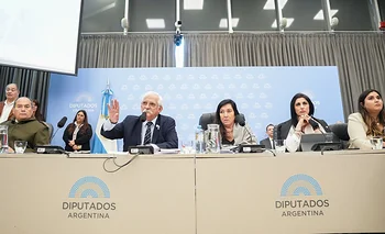 En un clima caldeado, Diputados comenzó el debate por el proyecto de Malvinas de Milei | Congreso