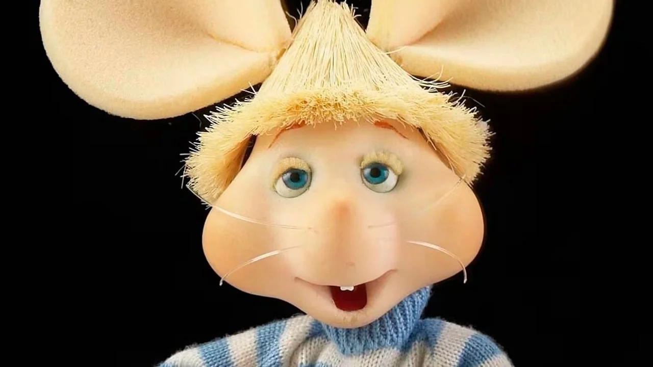 Topo Gigio.