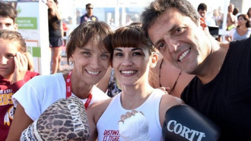 Sigue la sangría en el massismo: la "Tigresa" Acuña vuelve al FpV